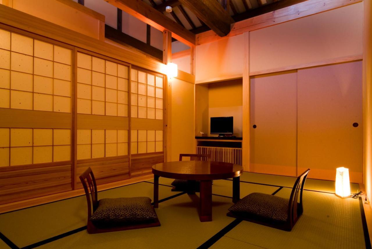 Miyama Ouan Kyoritsu Resort Takayama  Exteriör bild A traditional Japanese room